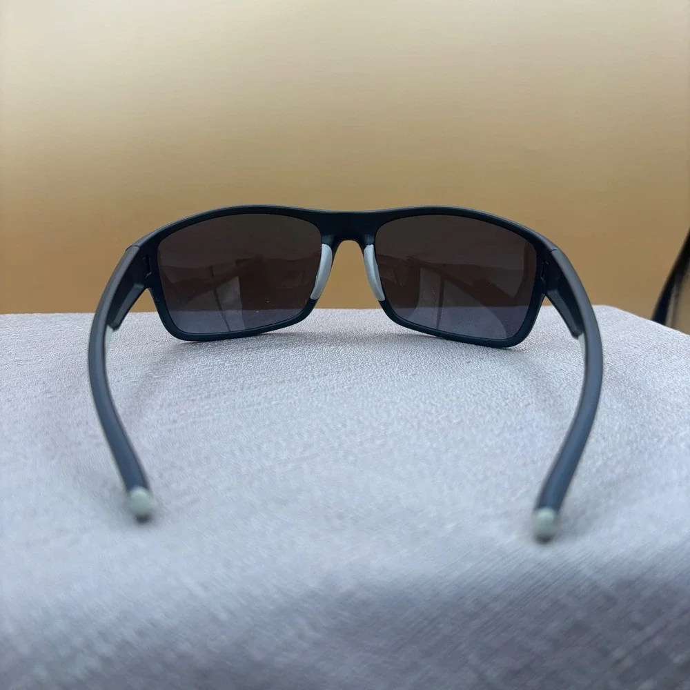 Chili's Polarized Sunglasses Men OS Black Excellent Gorpcore M72003 Pacific